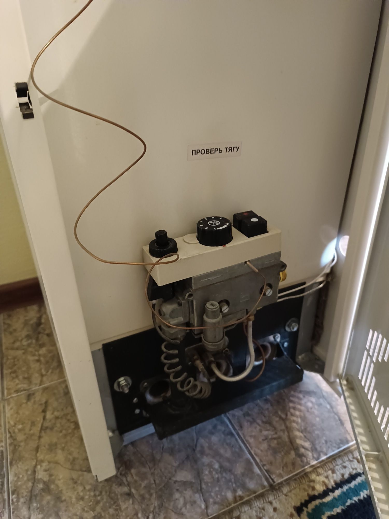 Продается котел Атон 300м2 с италянской автоматикой.