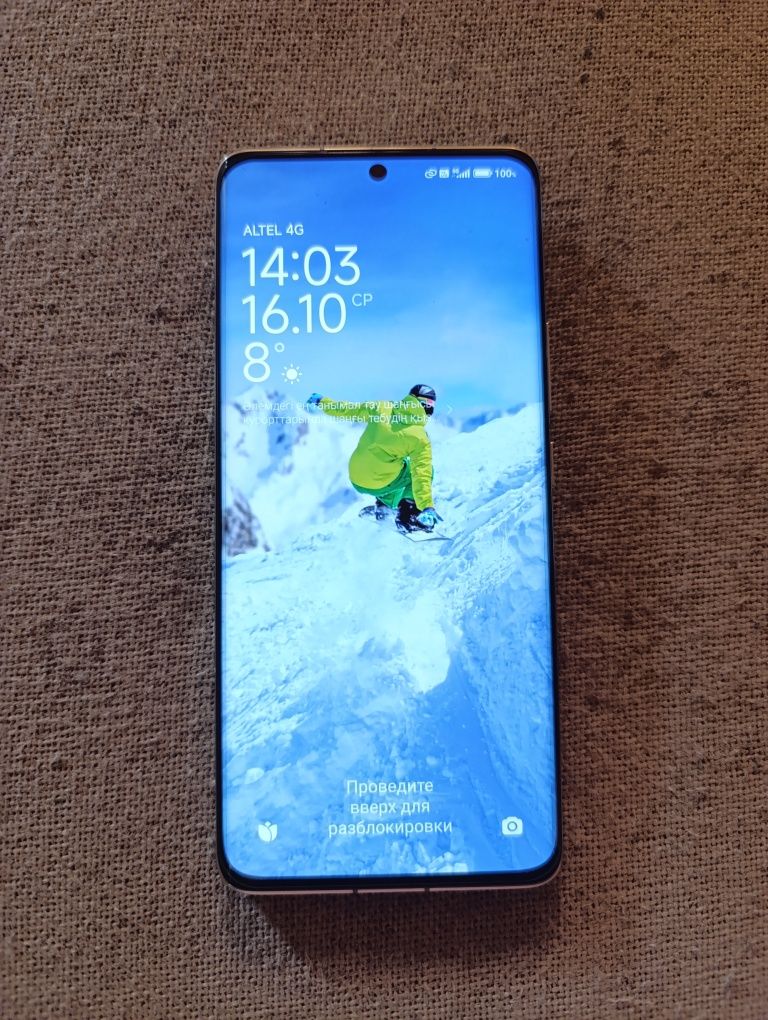 Продажа Xiaomi 13 pro в хорошем состоянии