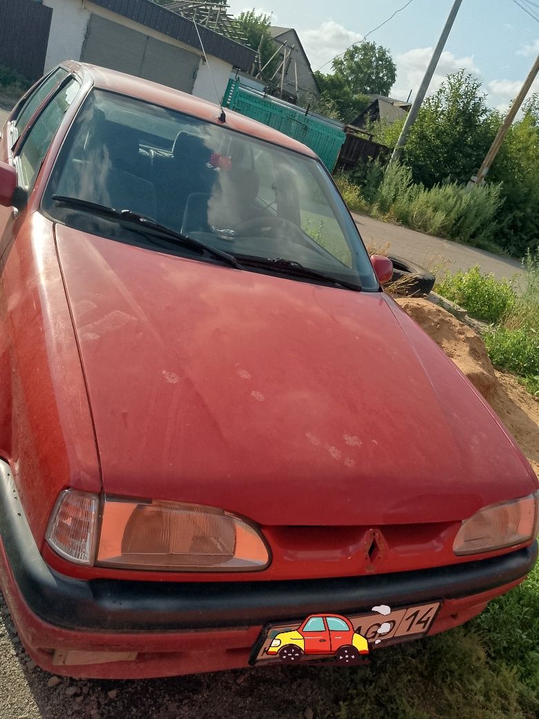 Продам срочно Рено 19