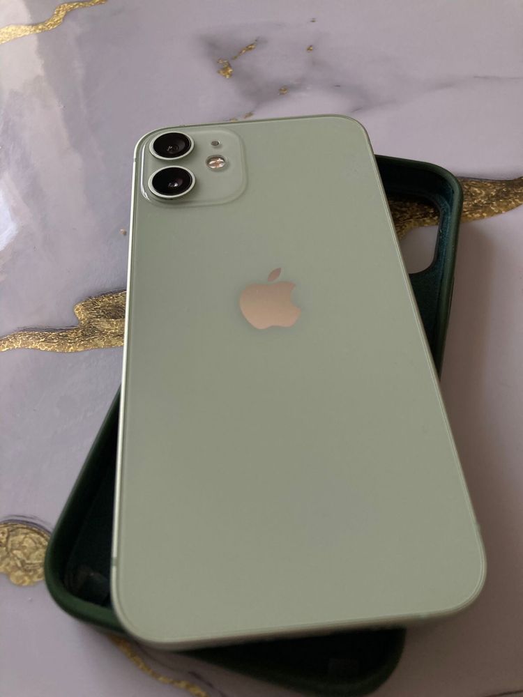 Срочно продается Iphone 12 mini