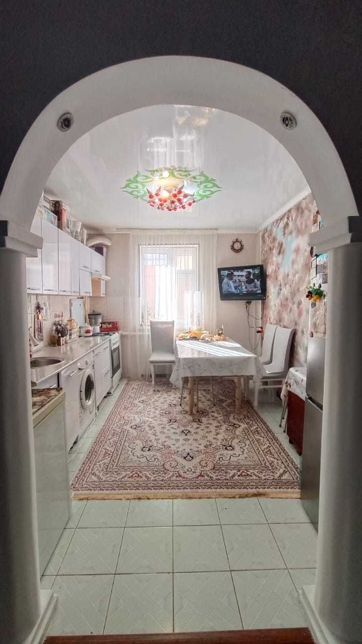 Продам 2 дома во 1 дворе