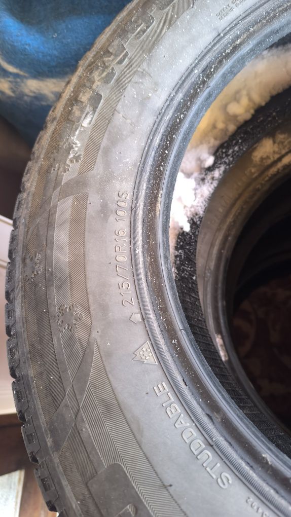 Резина 215/70R16