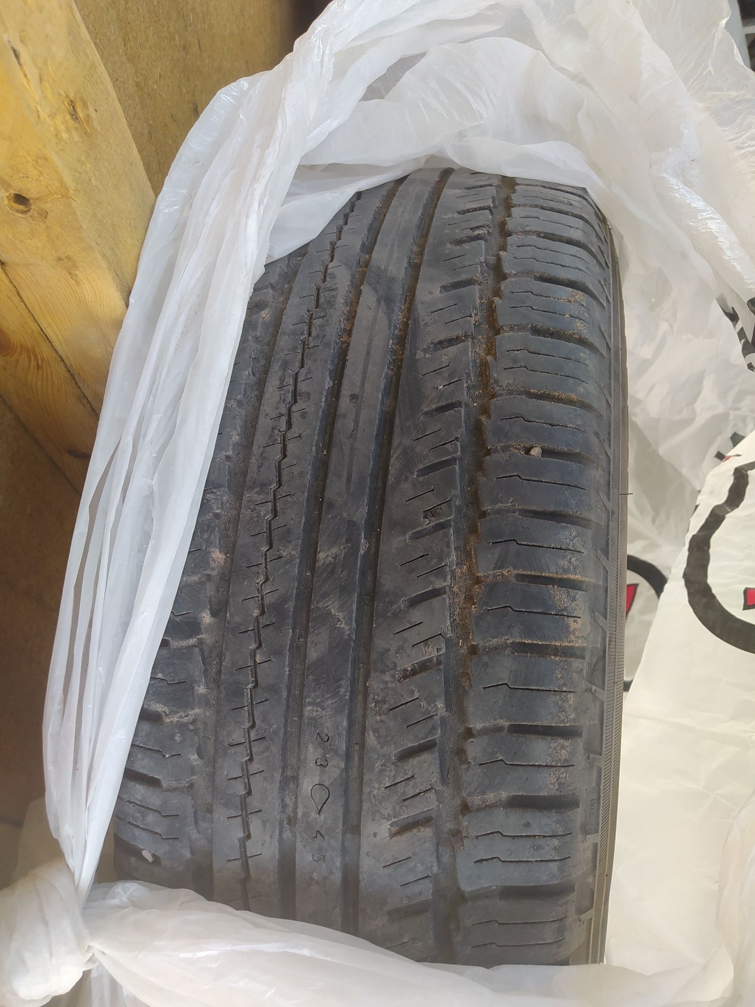 Продам шины 245/70 r16