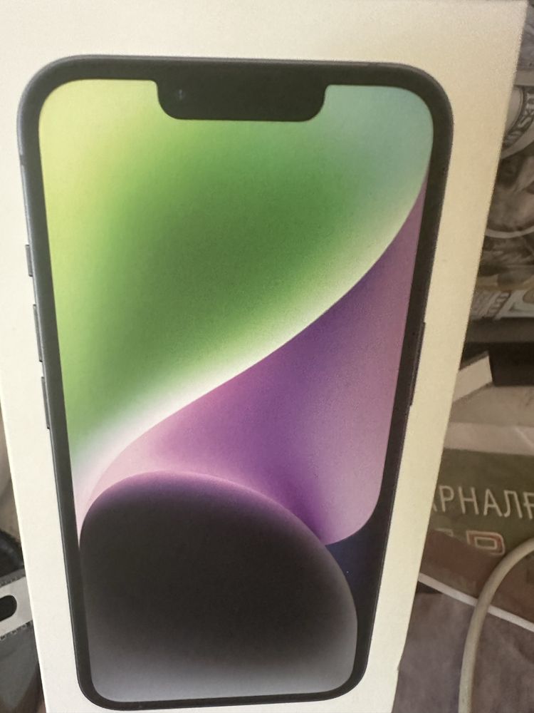Айфон 14 продам срочно