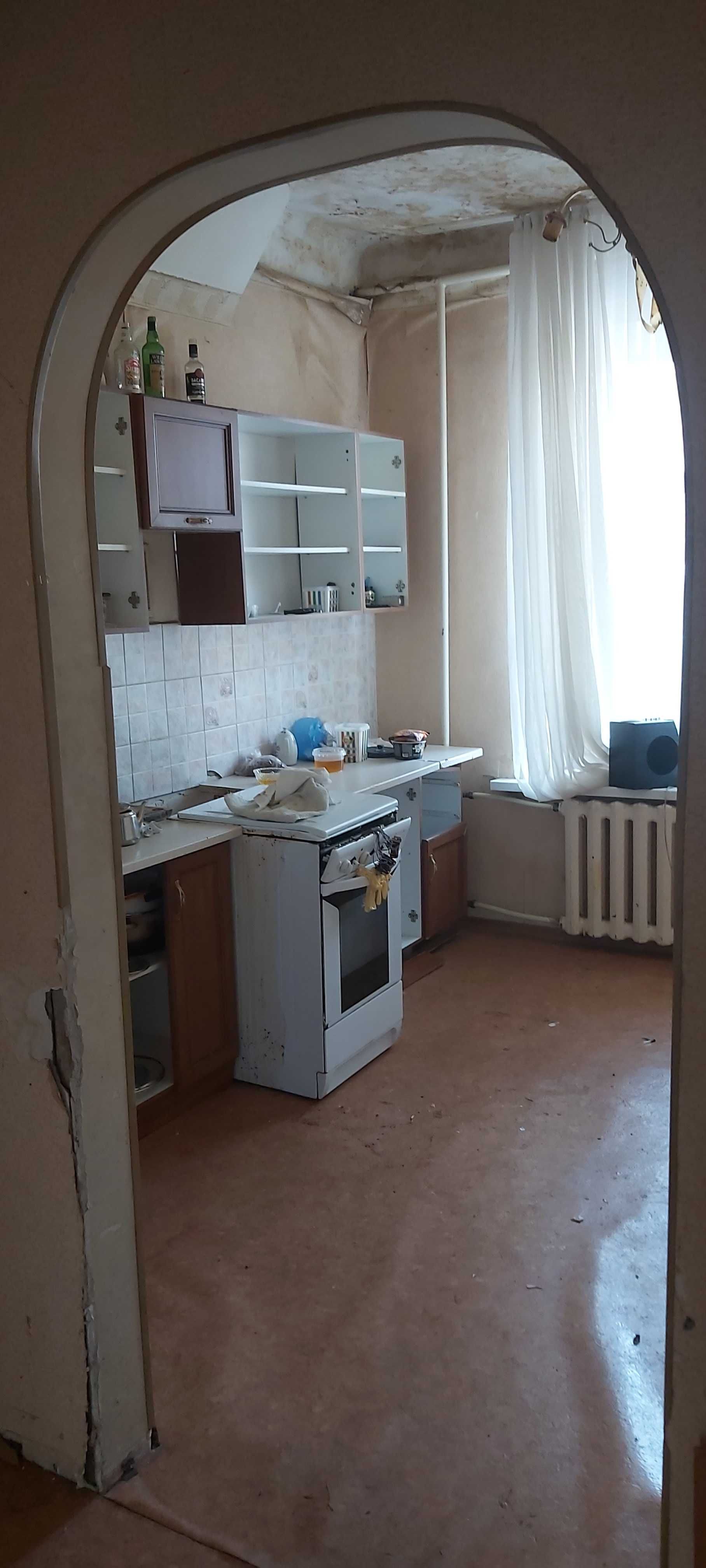 Продам 2-х комн.   61 кв.м высокие потолки