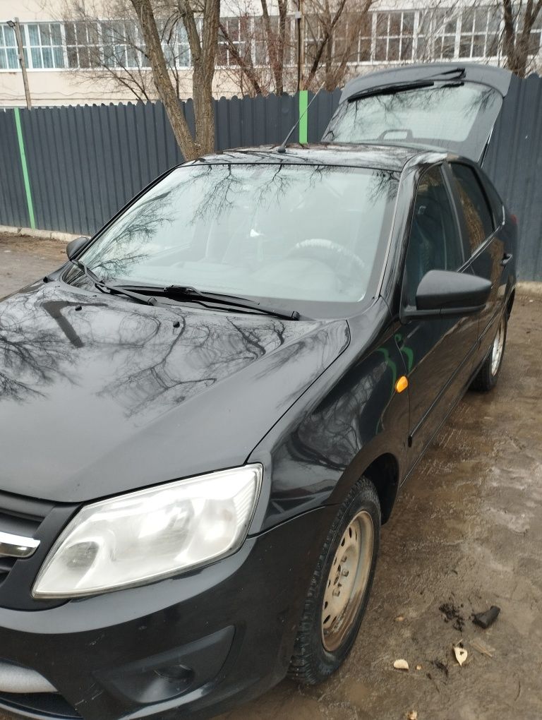 Продам машина Лада Гранта