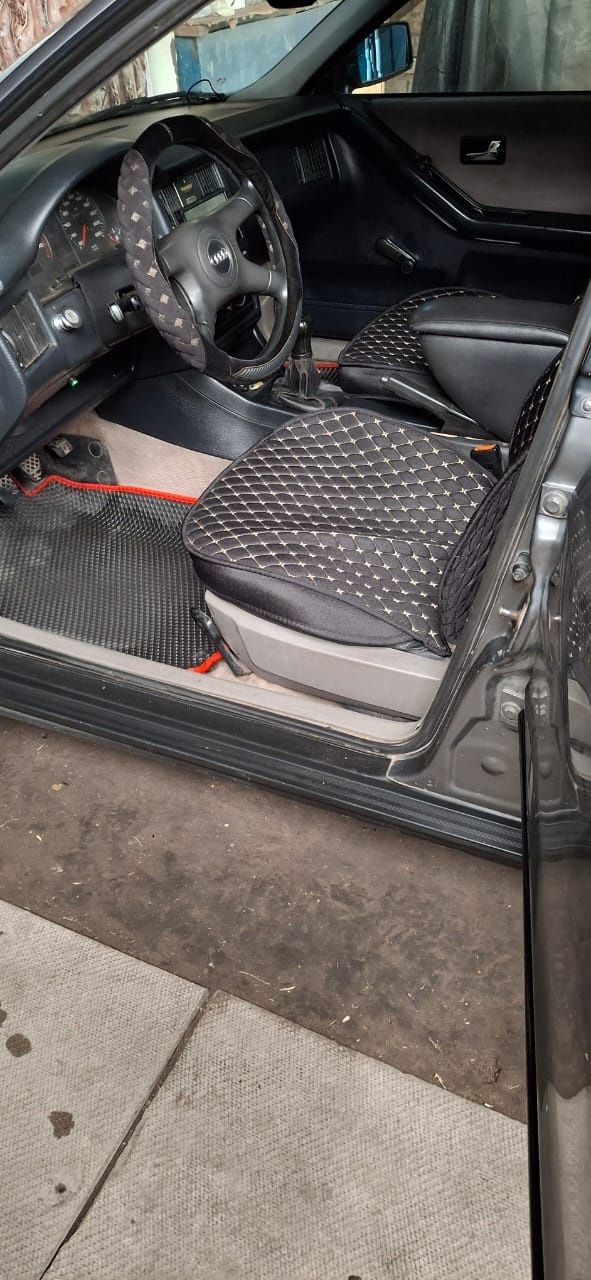 Продам Машину audi 80,