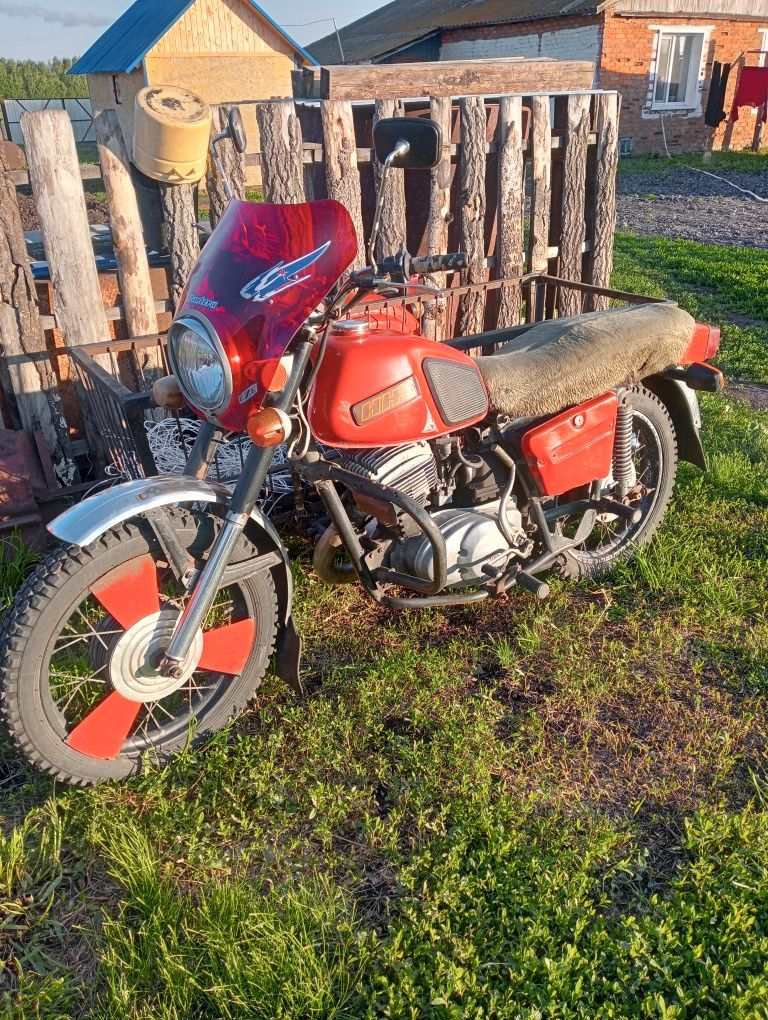 Продам мотоцикл ИЖ Планета 5