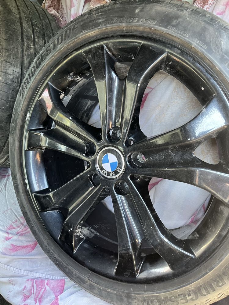 Продам диски на 18 х5