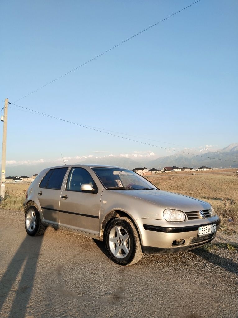 Продам машину Golf 4 2002г