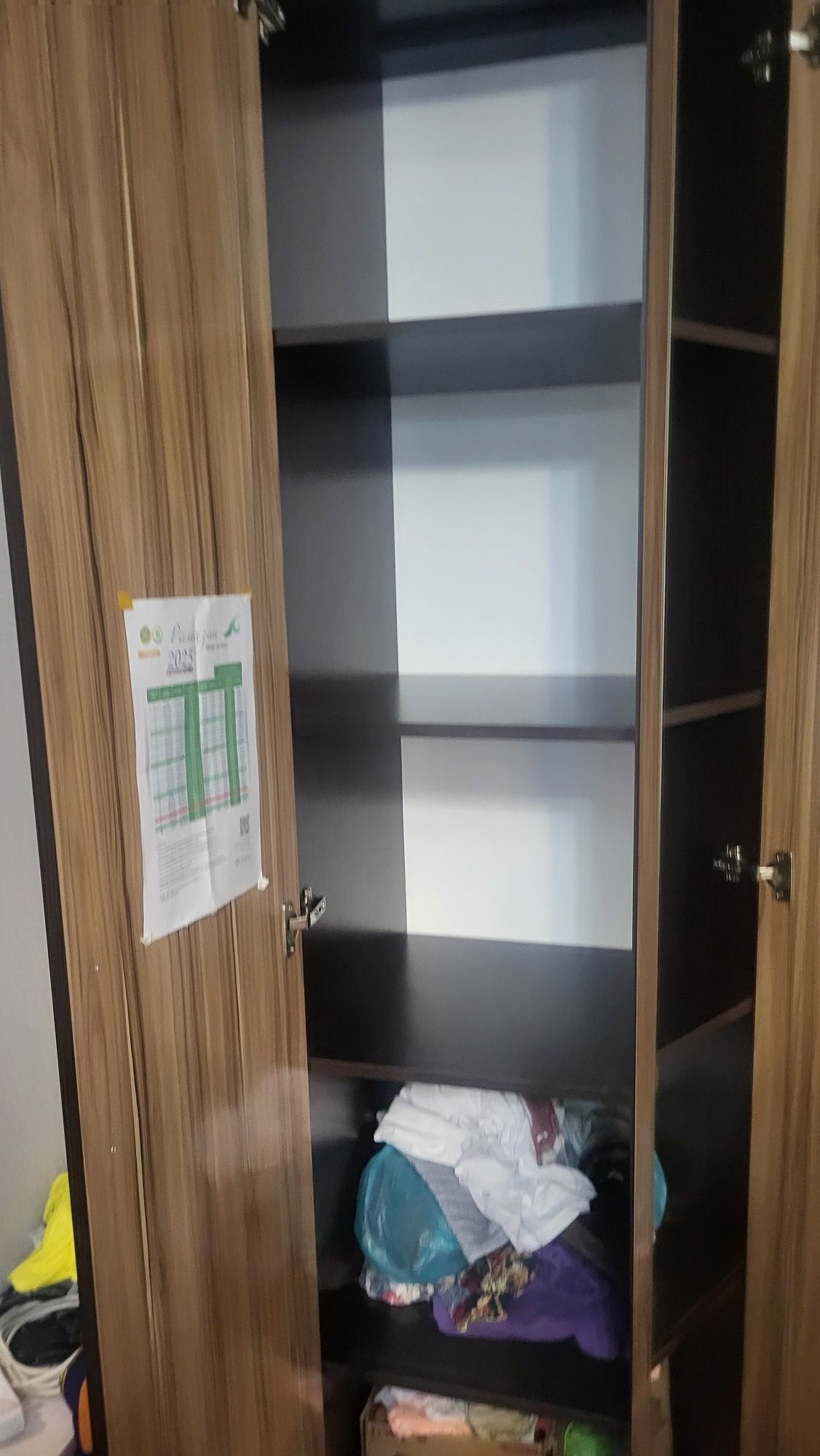 Продам шкаф в хорошем состоянии