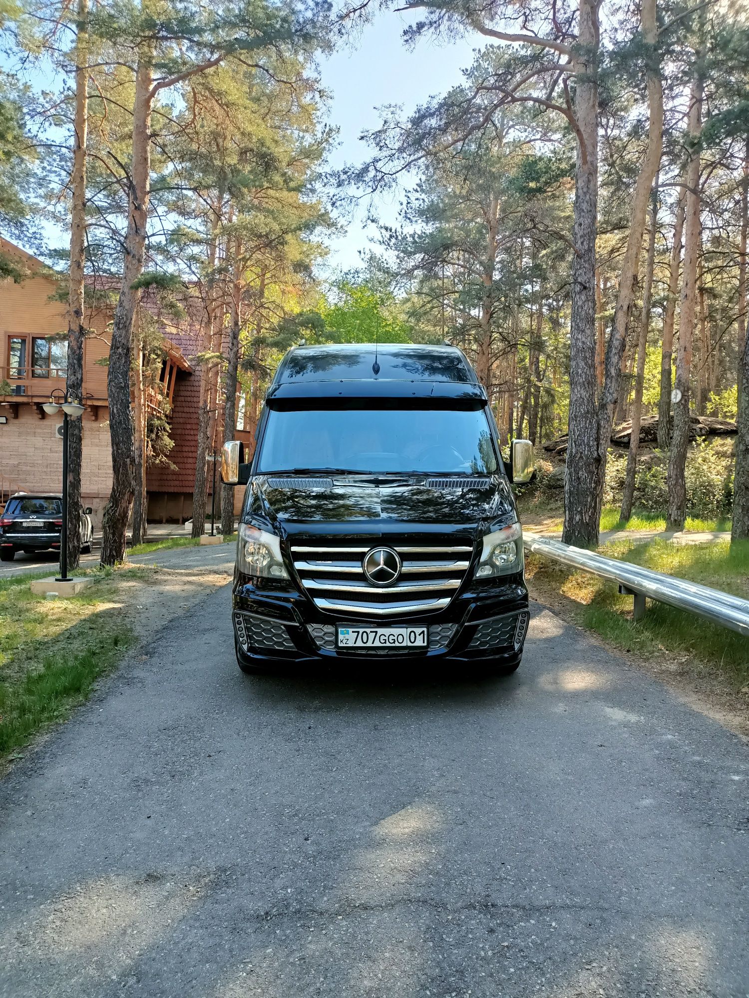 Пассажирские перевозки Аренда микроавтобуса Бус Спринтер VIP