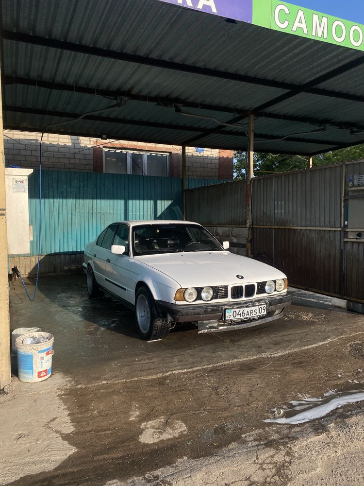 Продам бмв е34 срочно