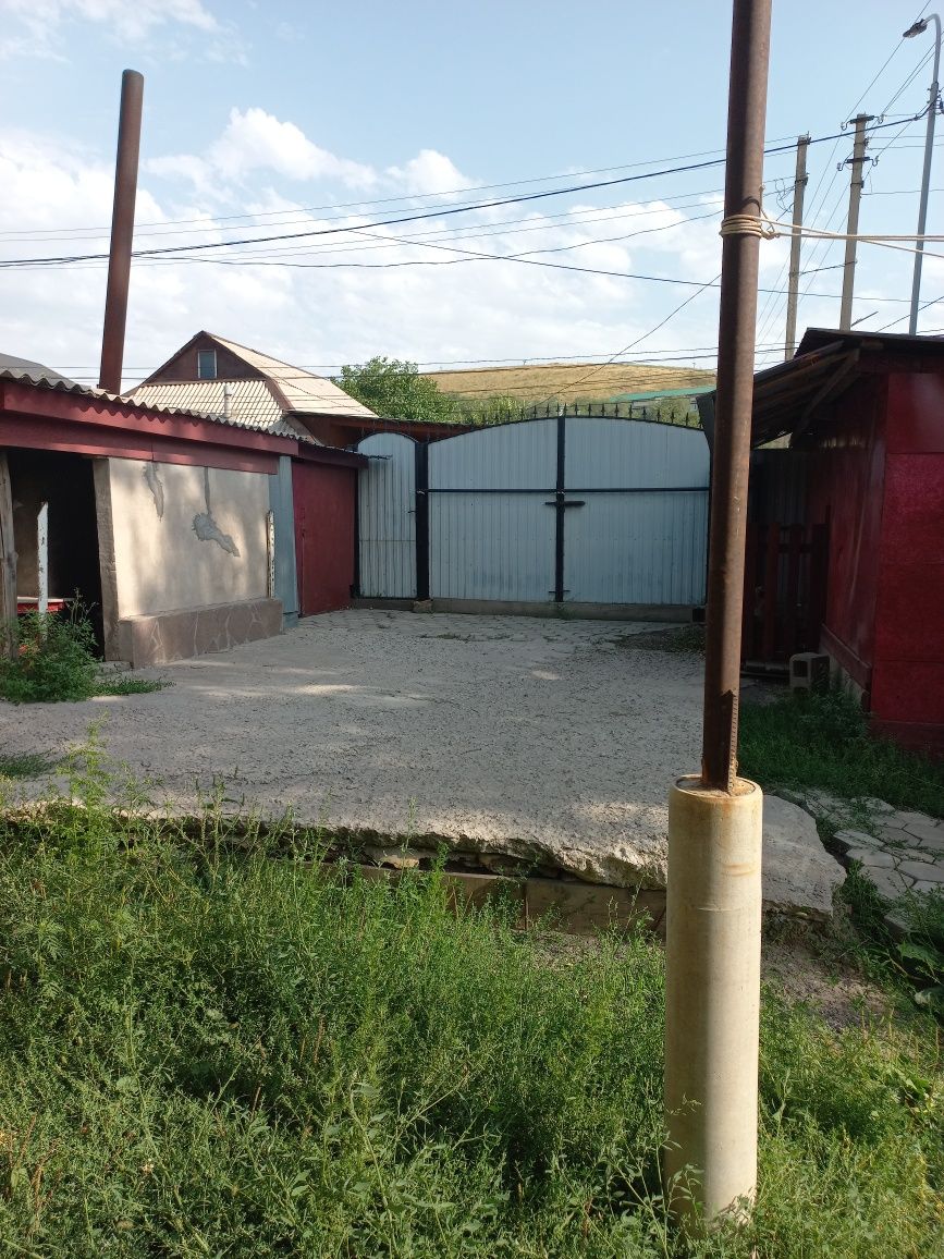 Продам дом 2021 года построения.