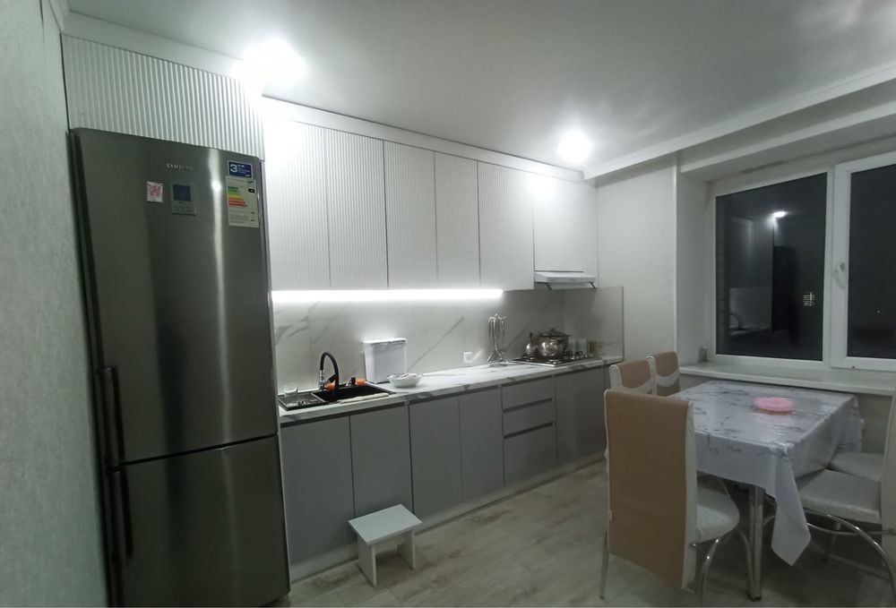 Продам 2х-комнатную квартиру (8мкр)