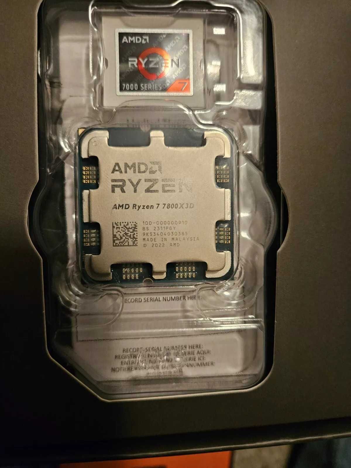 AMD Ryzen 7 7800X3D box
