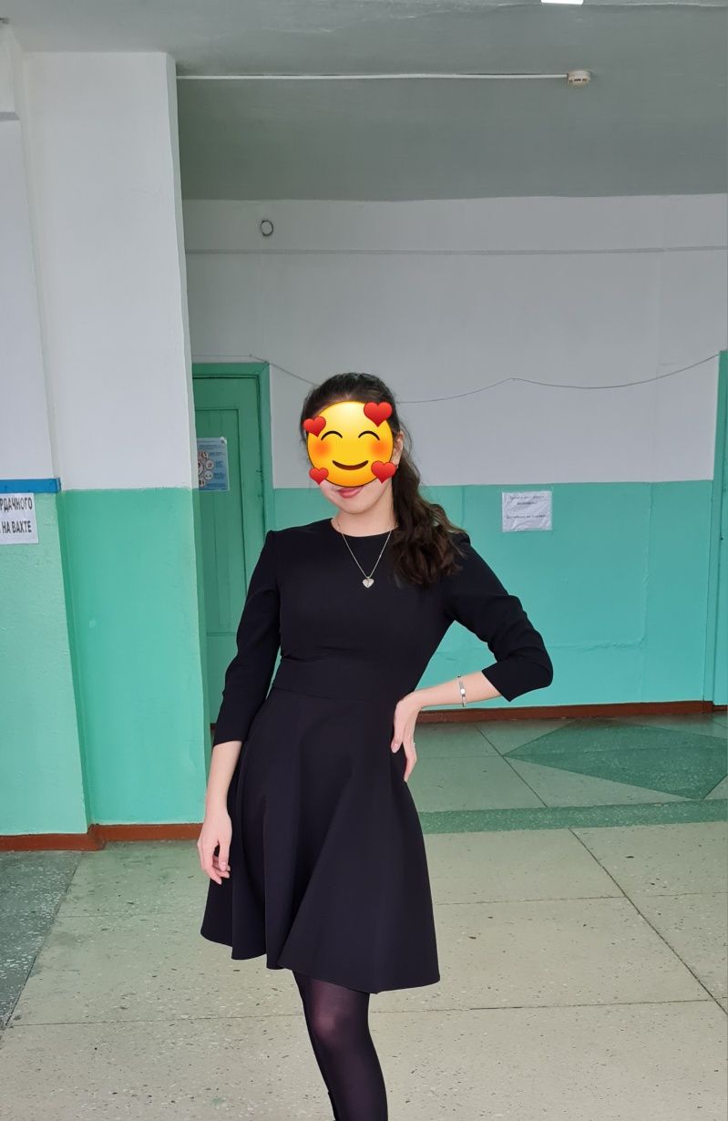 Платье чёрное— идеально для повседневки