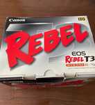 Продам фотоаппарат Canon EOS 200D EF-S 18-55mm