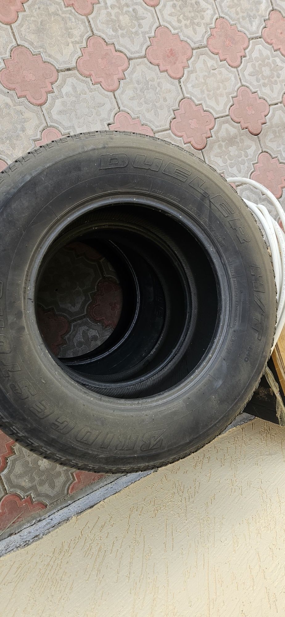 Продам шины 265/65/17