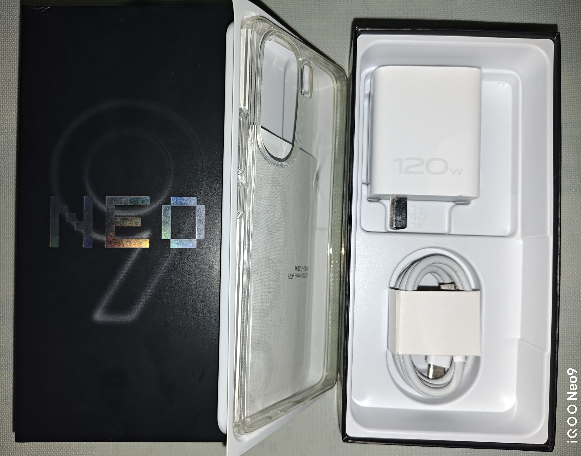 IQOO Neo 9, 12/256гб