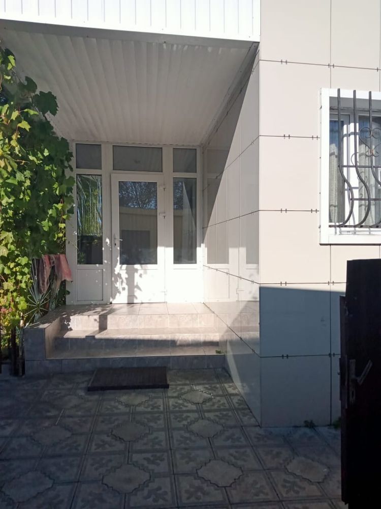 Продам дом в районе налоговой,  торг