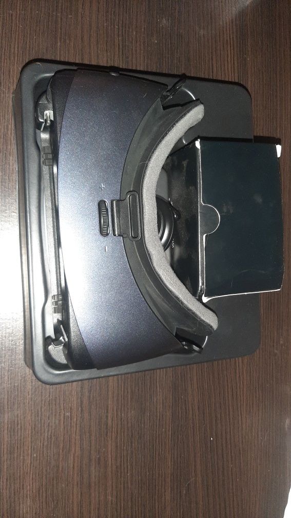 Очки виртуальной реальности Samsung Gear VR SM-R324