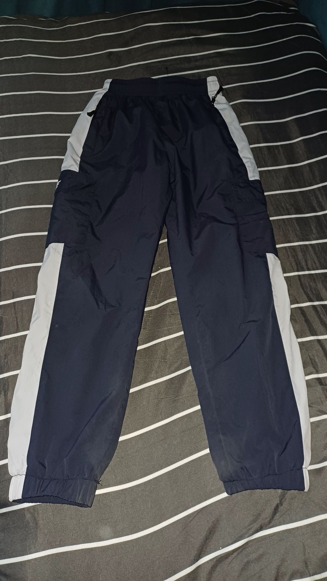 Продам детский спортивный костюм