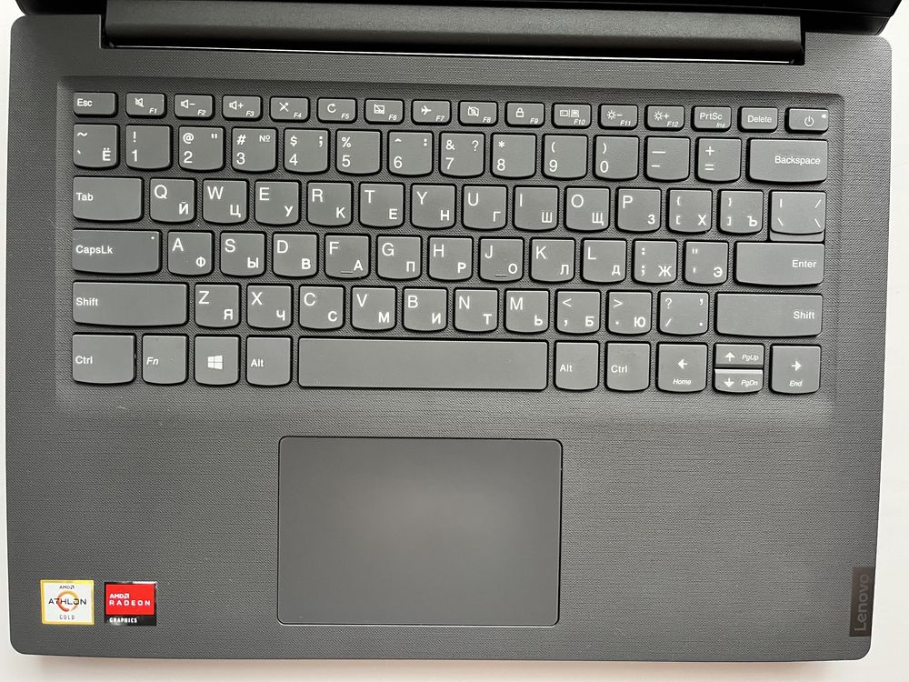 ноутбук Lenovo V14
