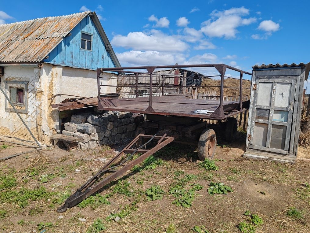 Продам трактор в комплекте, можно по отдельности.