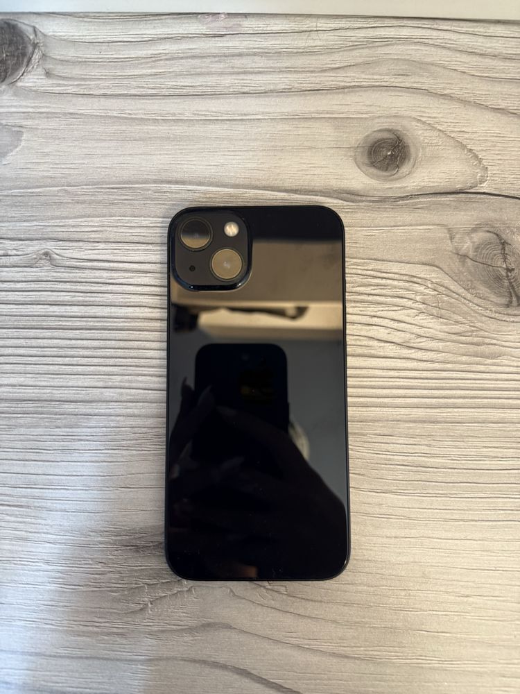 iPhon  13