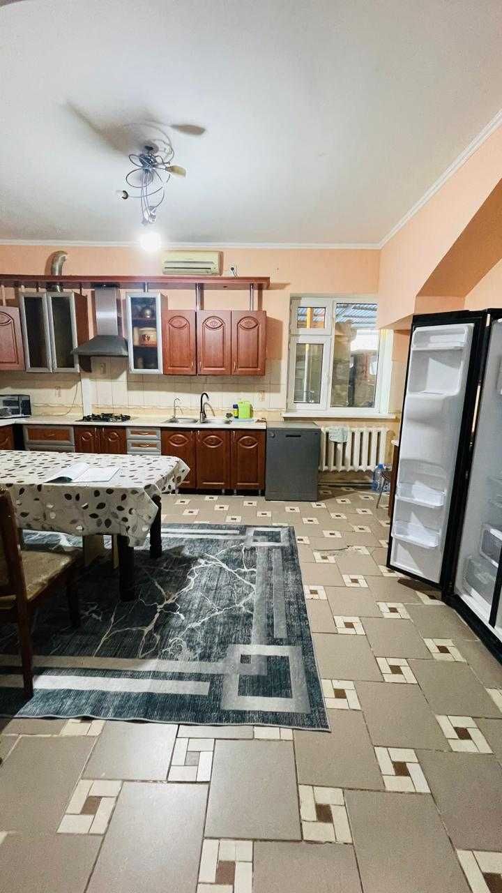 Центрден коттедж сатылады