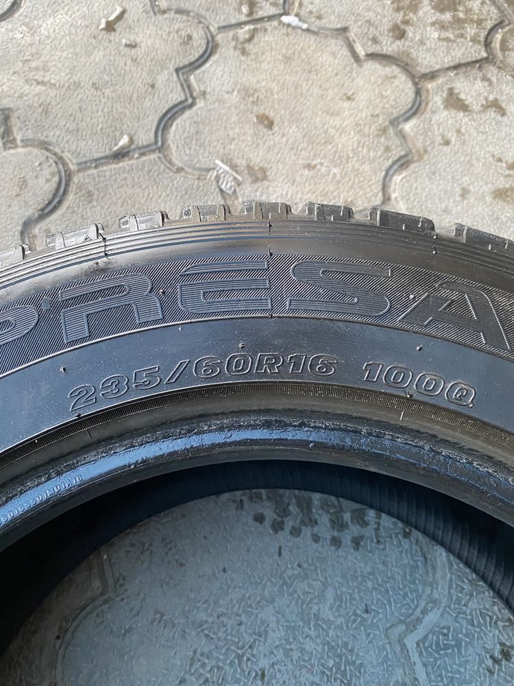 Зимняя резина Maxxis размер 16