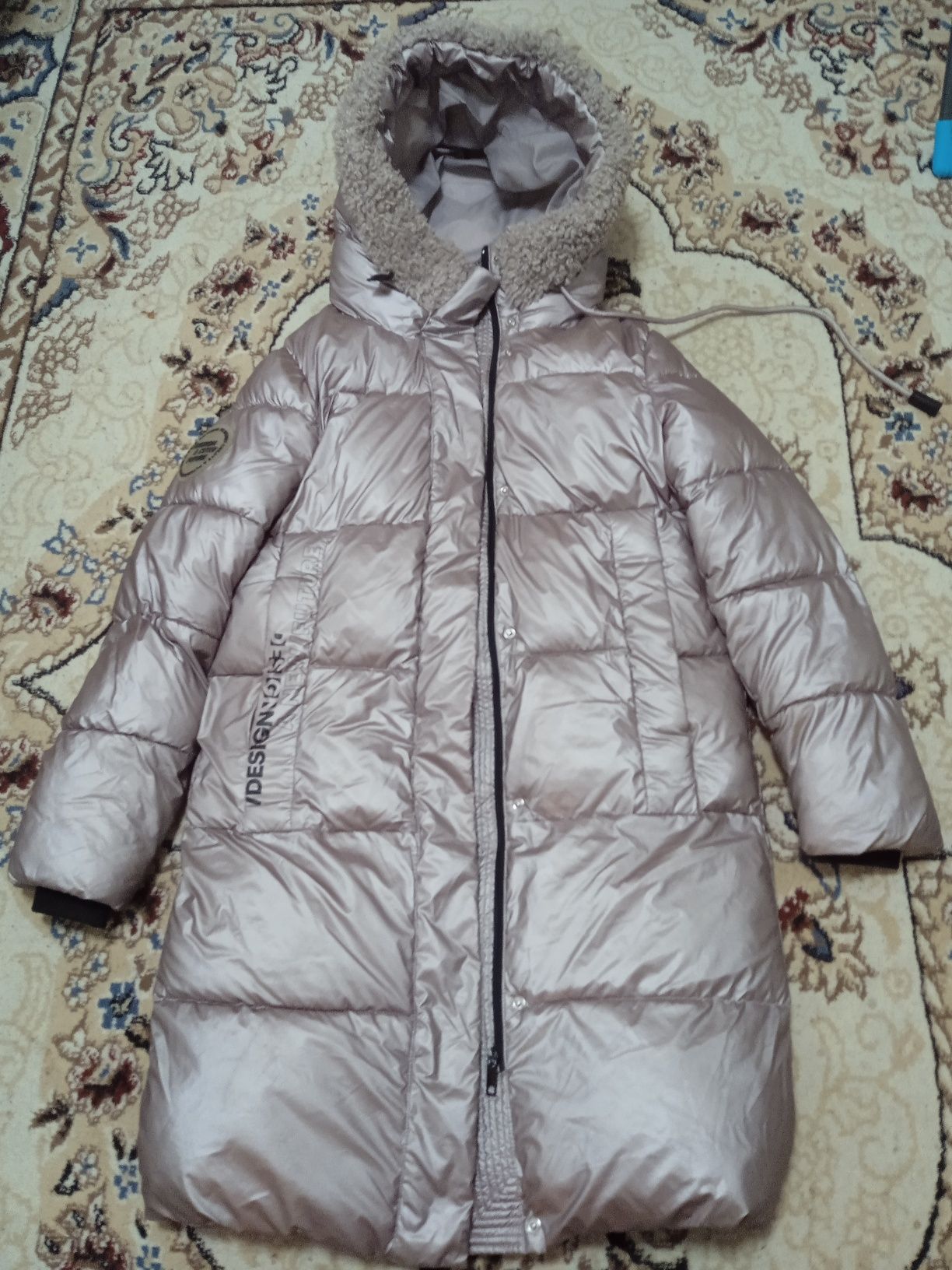 Продам зимнюю куртку