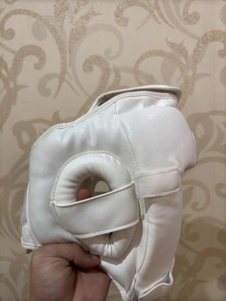 шлем для каратэ