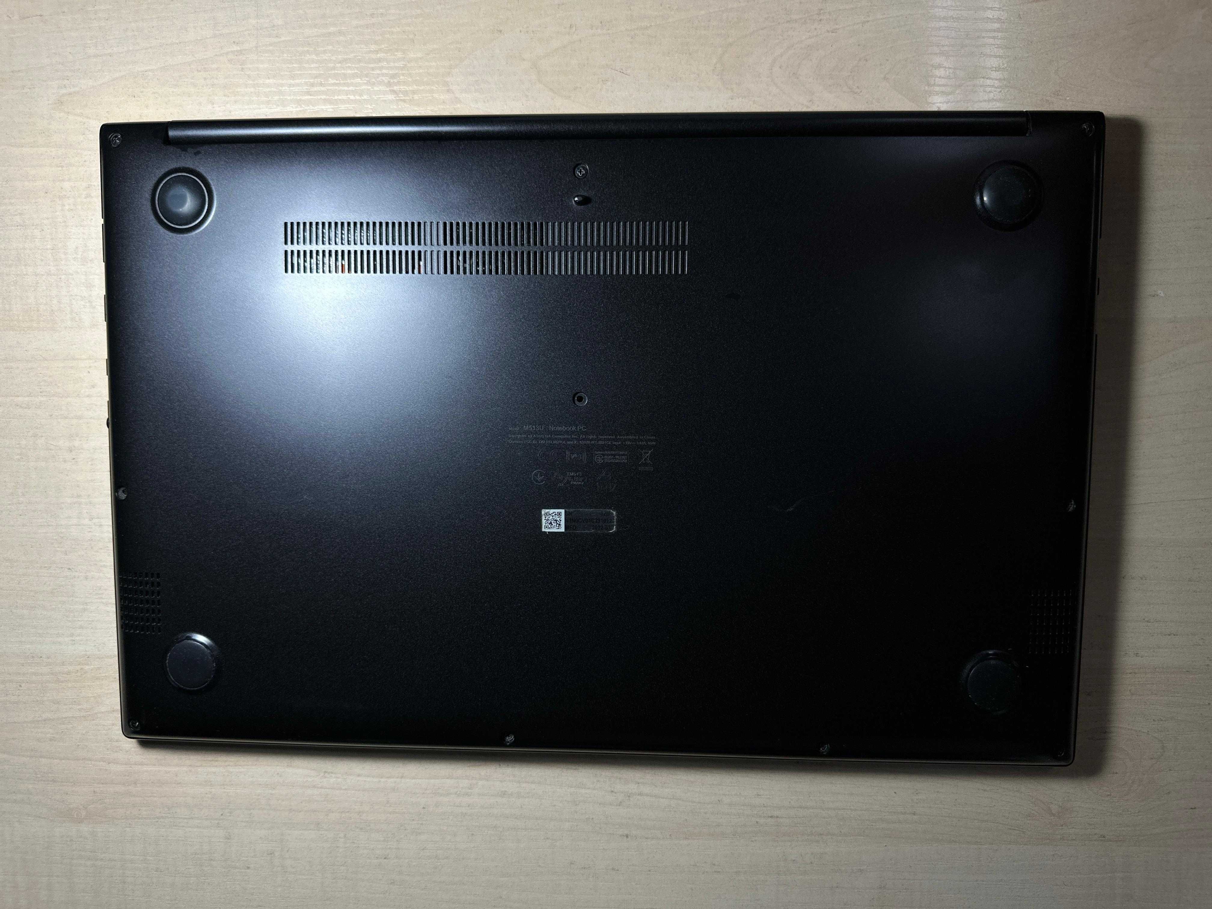 Ноутбук с OLED дисплеем для работы и учебы