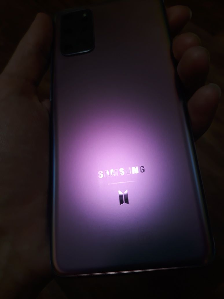 Samsung Galaxy s 20 plus