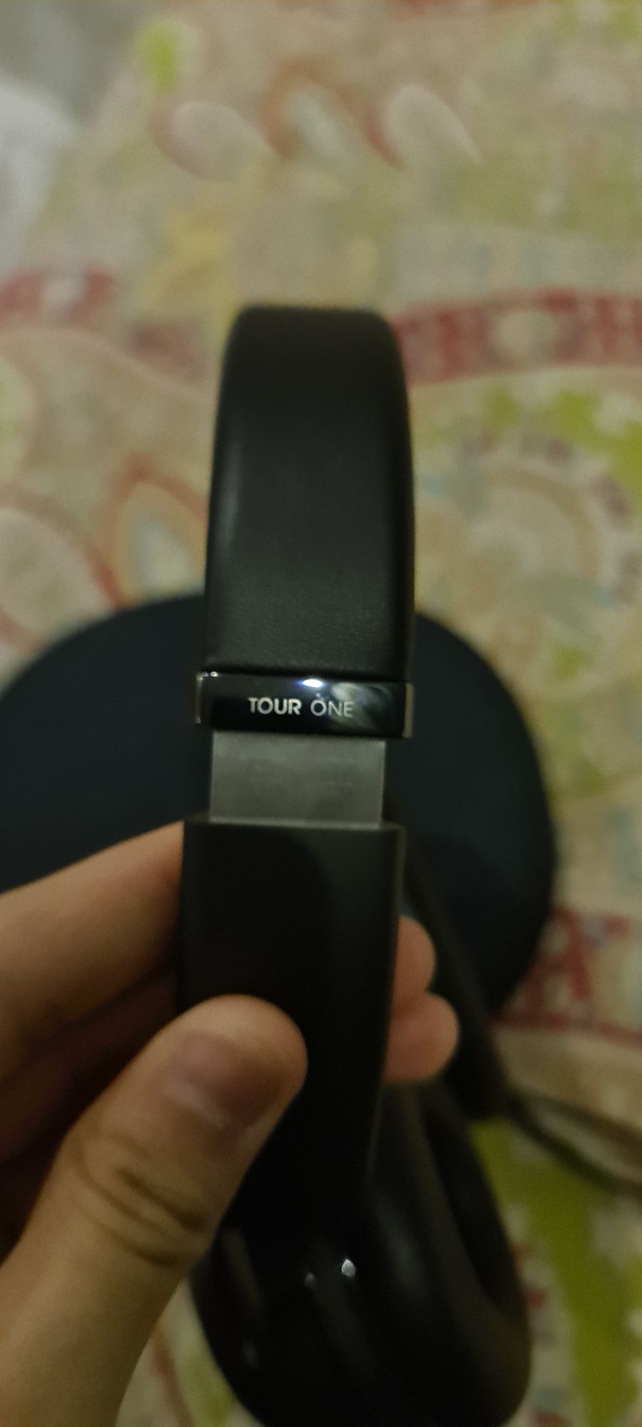 JBL Tour one наушники