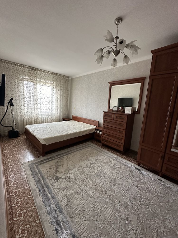 Продам 5 комнатную квартиру