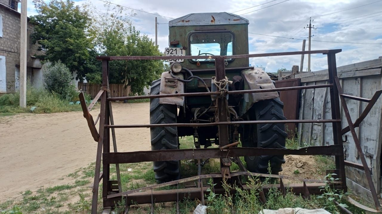 Продам трактор Т-40