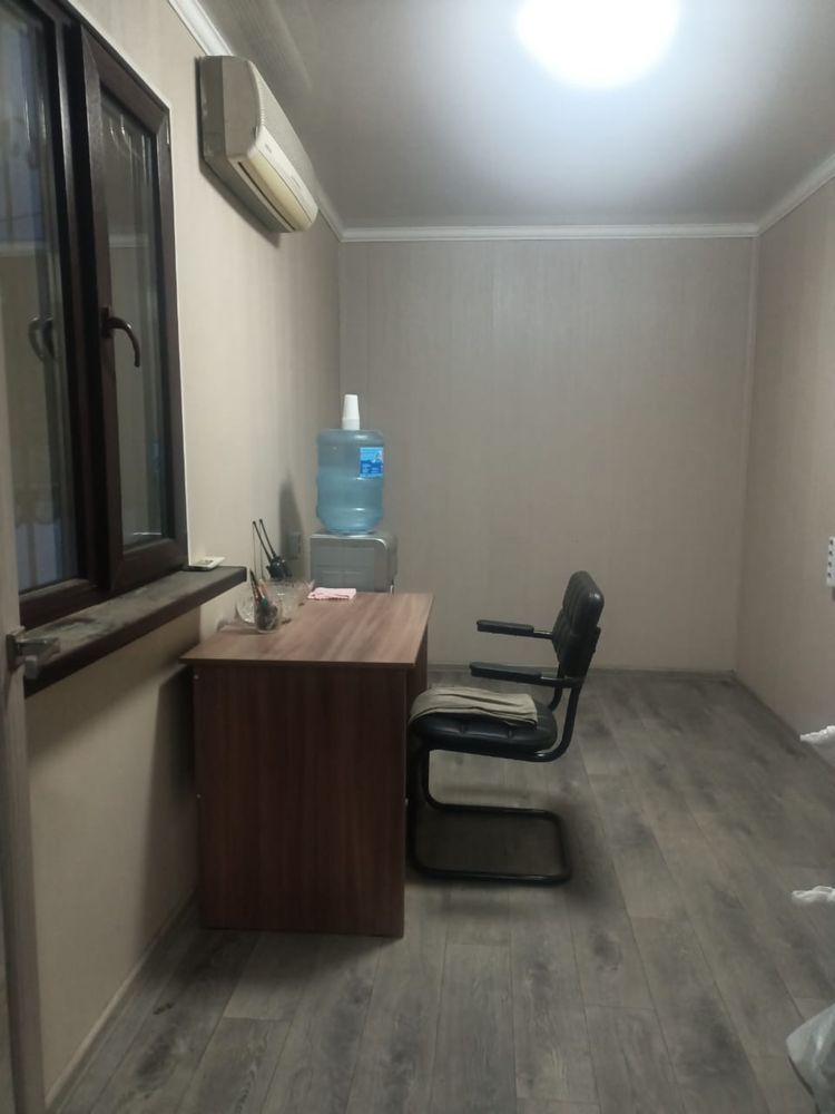 Контейнер под офис