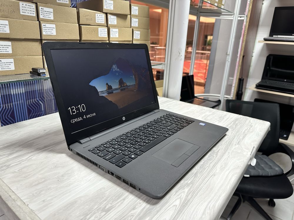Ноутбук HP 250 G6 - intel Core i3/ОЗУ-8/SSD-128