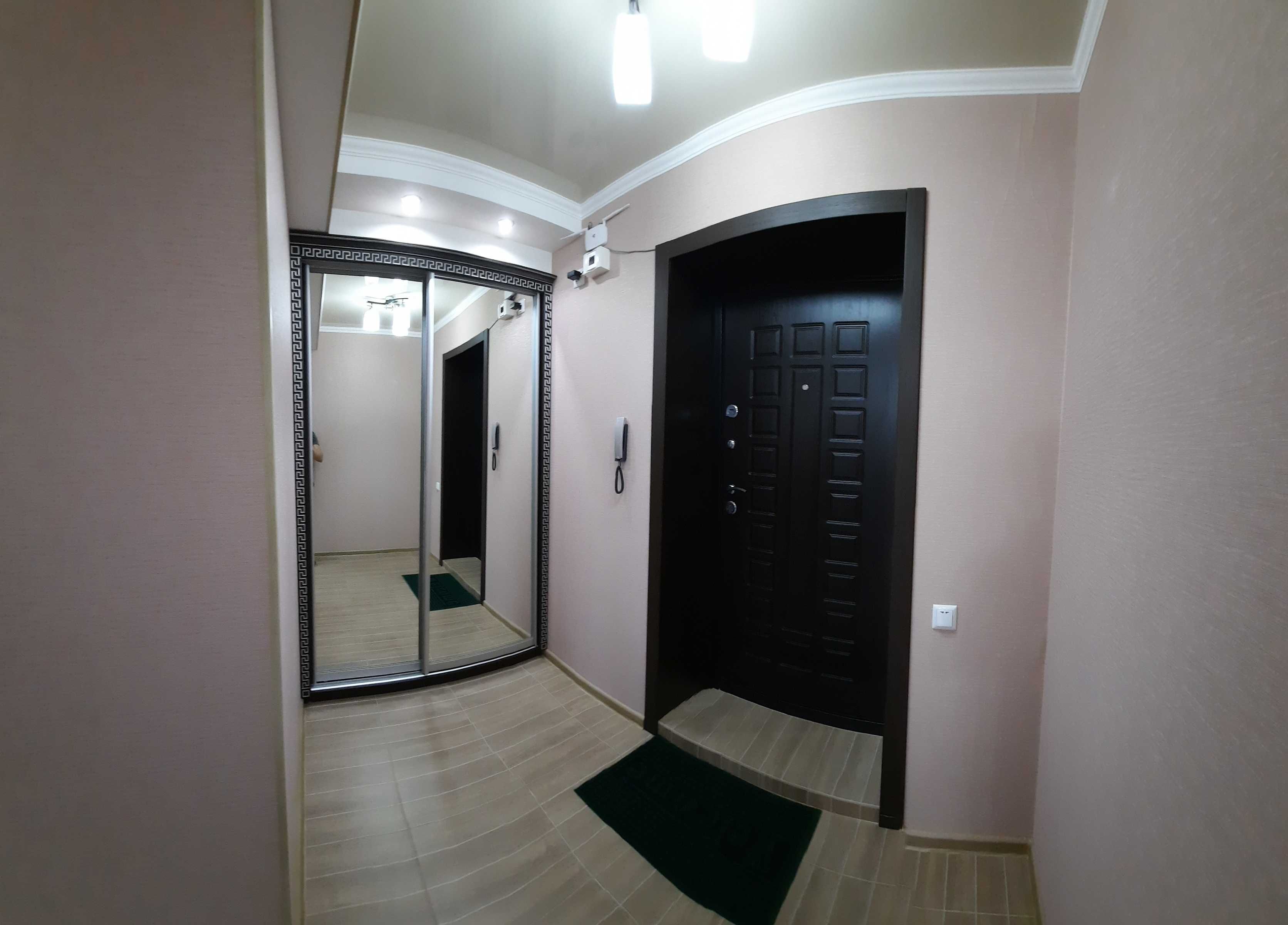Сдаётся VIP квартира в Центре  посуточно