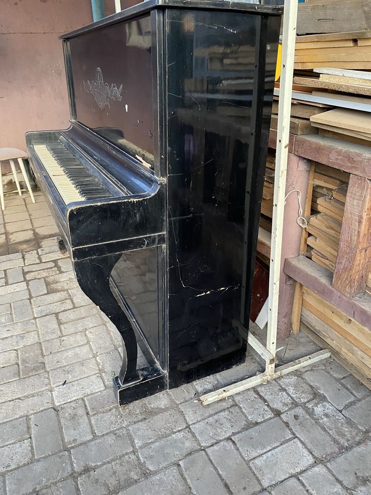 Продам Пианино