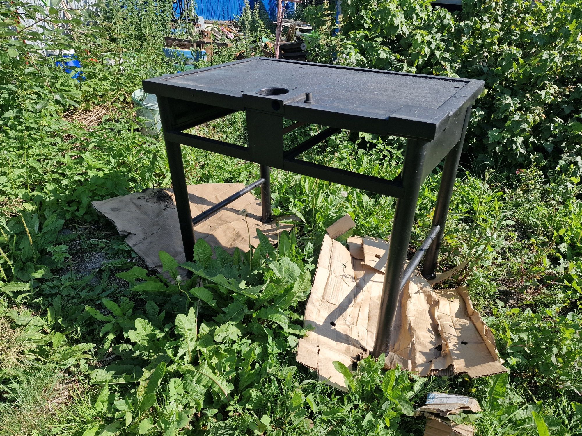 Продам стол (верстак).