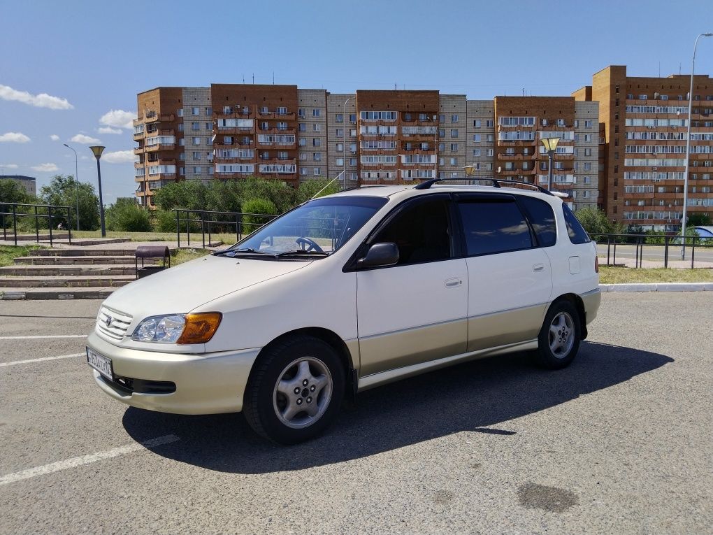 Продам toyota ipsum