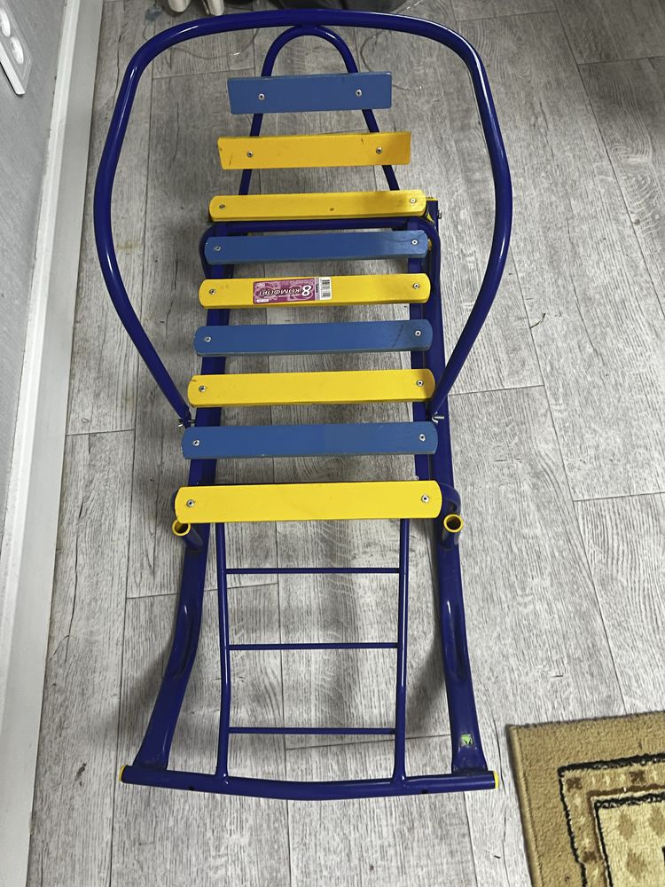 Продам санки