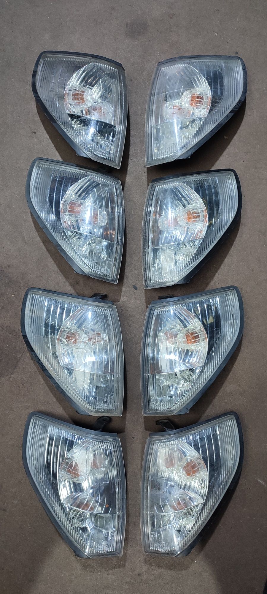 Передние габариты на Toyota Prado 95