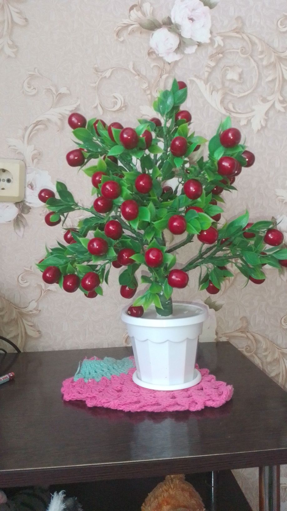 Продаю искуственные цветы наказ