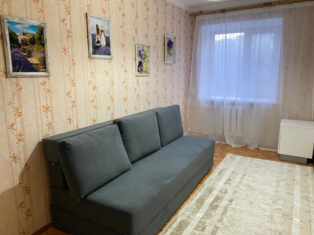 Сдам 2-комнатную квартиру в районе 45 кв.