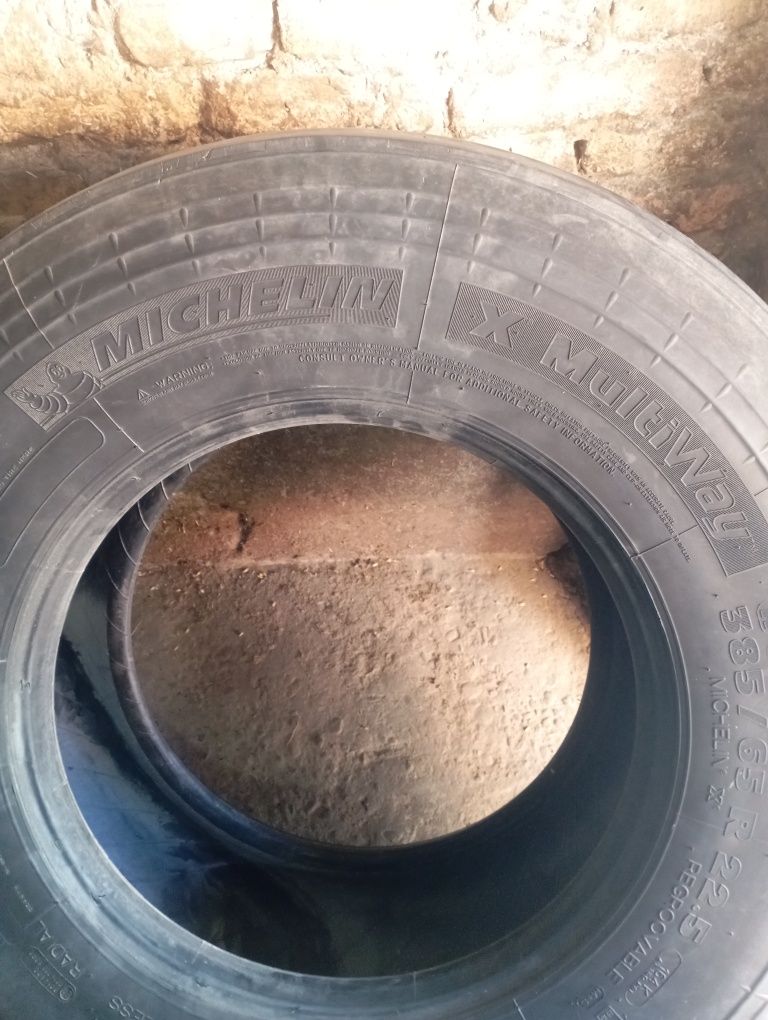 Продам балоны на грузовик